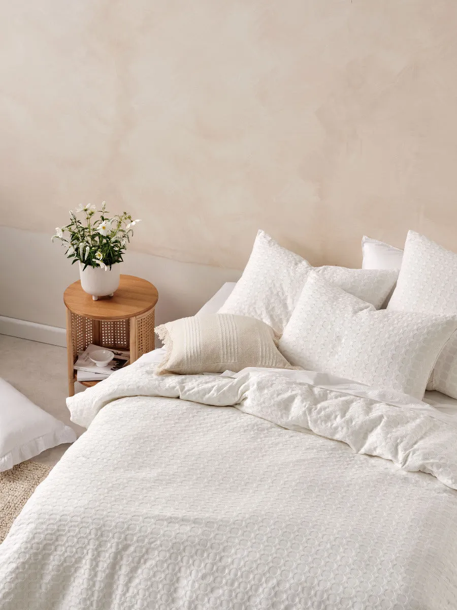 LINEN HOUSE VISTA WHITE QUILT COVER SET