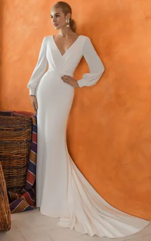Long Sleeved Simple Mermaid V-neck Chiffon Satin Wedding Dress-716371