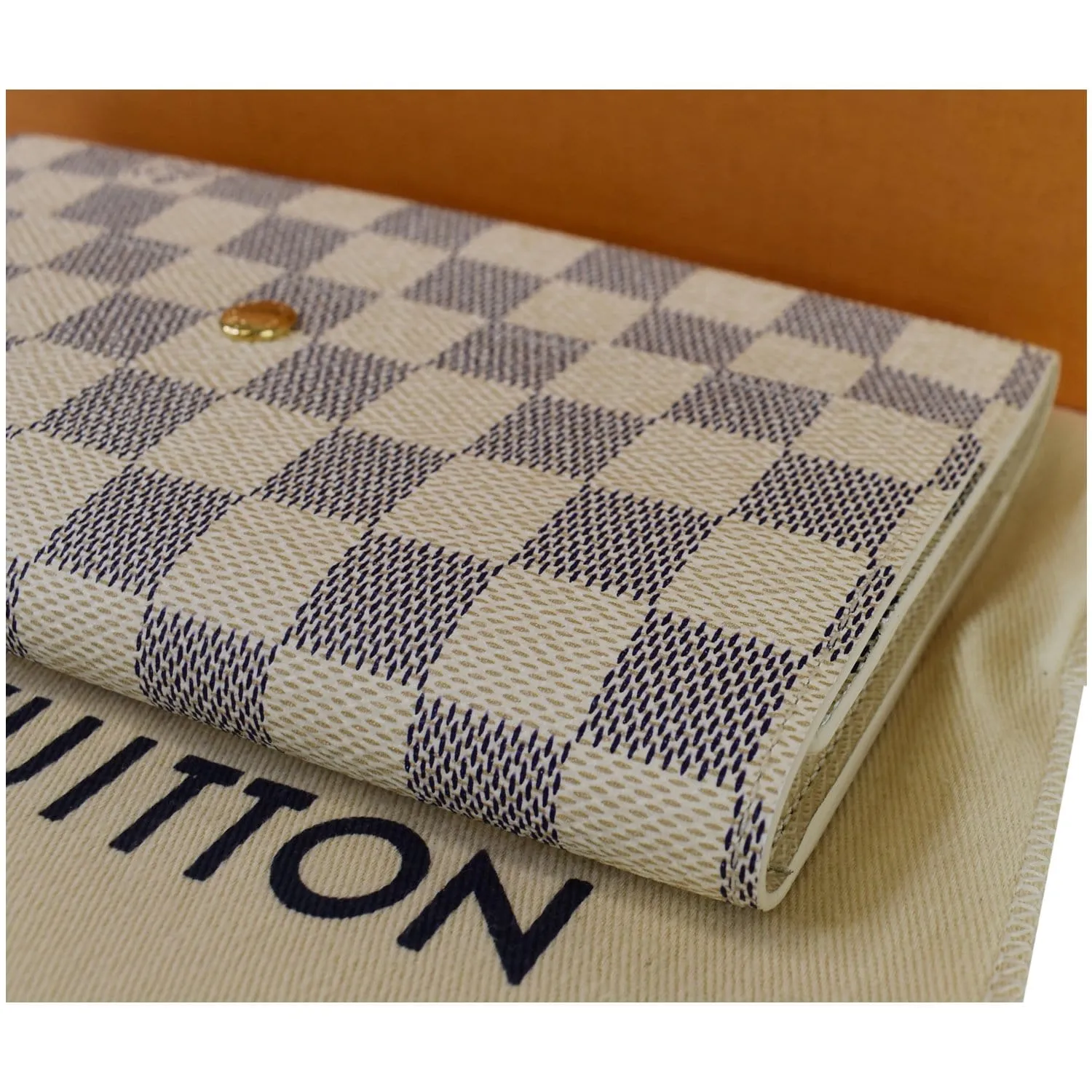 LOUIS VUITTON Damier Azur Sarah Wallet White