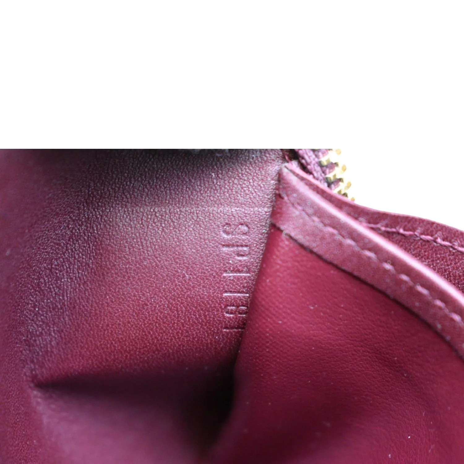 LOUIS VUITTON Monogram Vernis Zippy Wallet Amarante