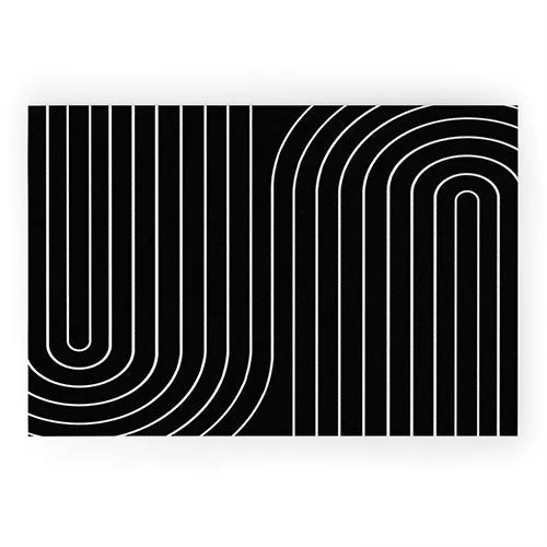 Minimal Line Curvature Black Welcome Mat