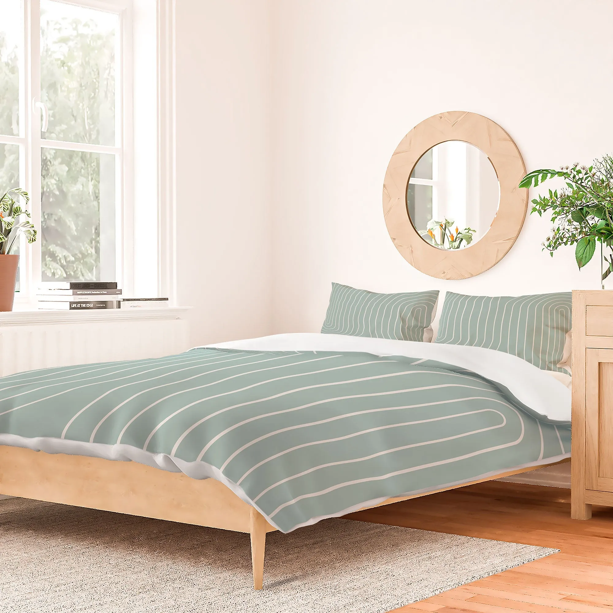 MINIMAL LINE CURVATURE SAGE DUVET / COMFORTER