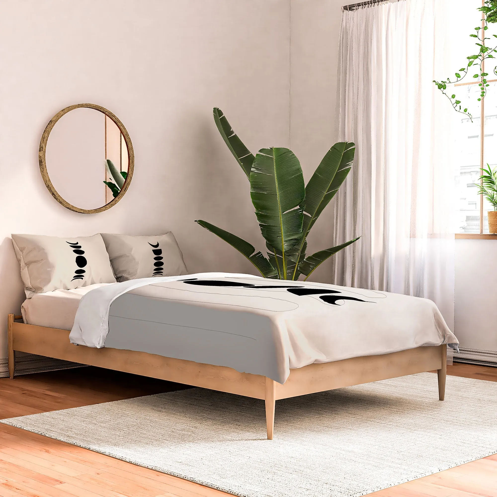 MINIMAL MOON PHASES WHITE DUVET / COMFORTER