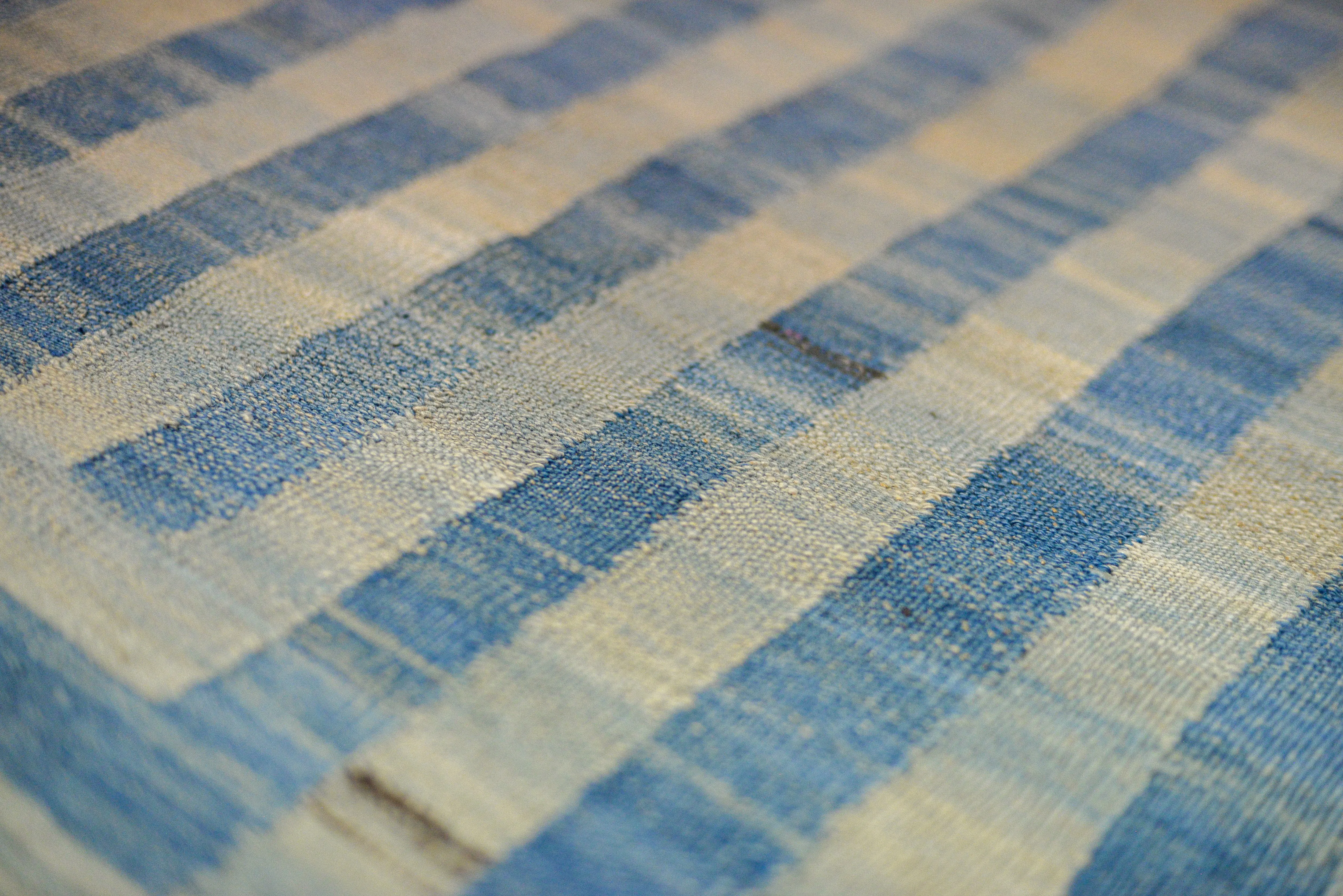 Modern Kilim 3'1" x 4'9"
