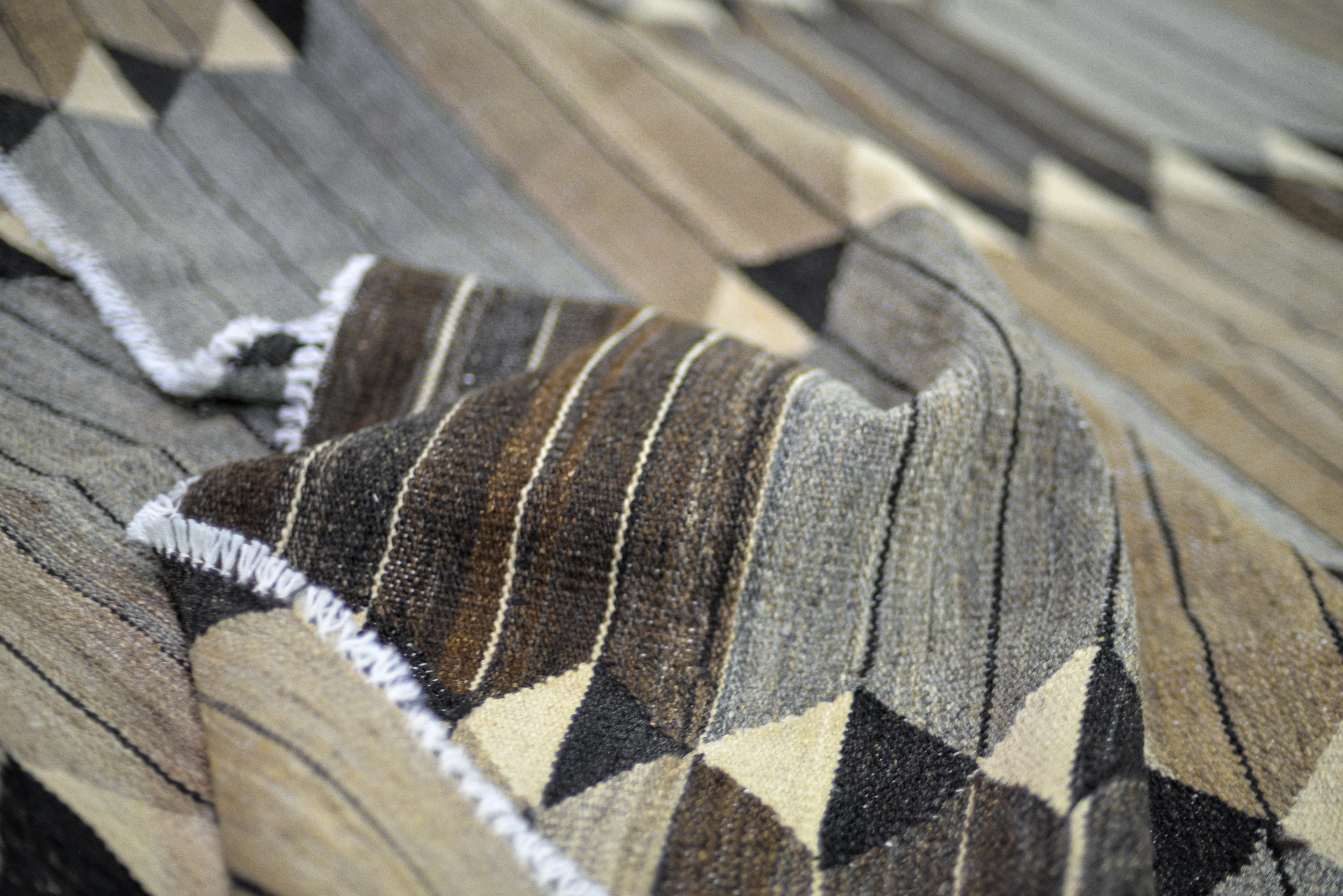 Modern Kilim 6'7" x 9'10"