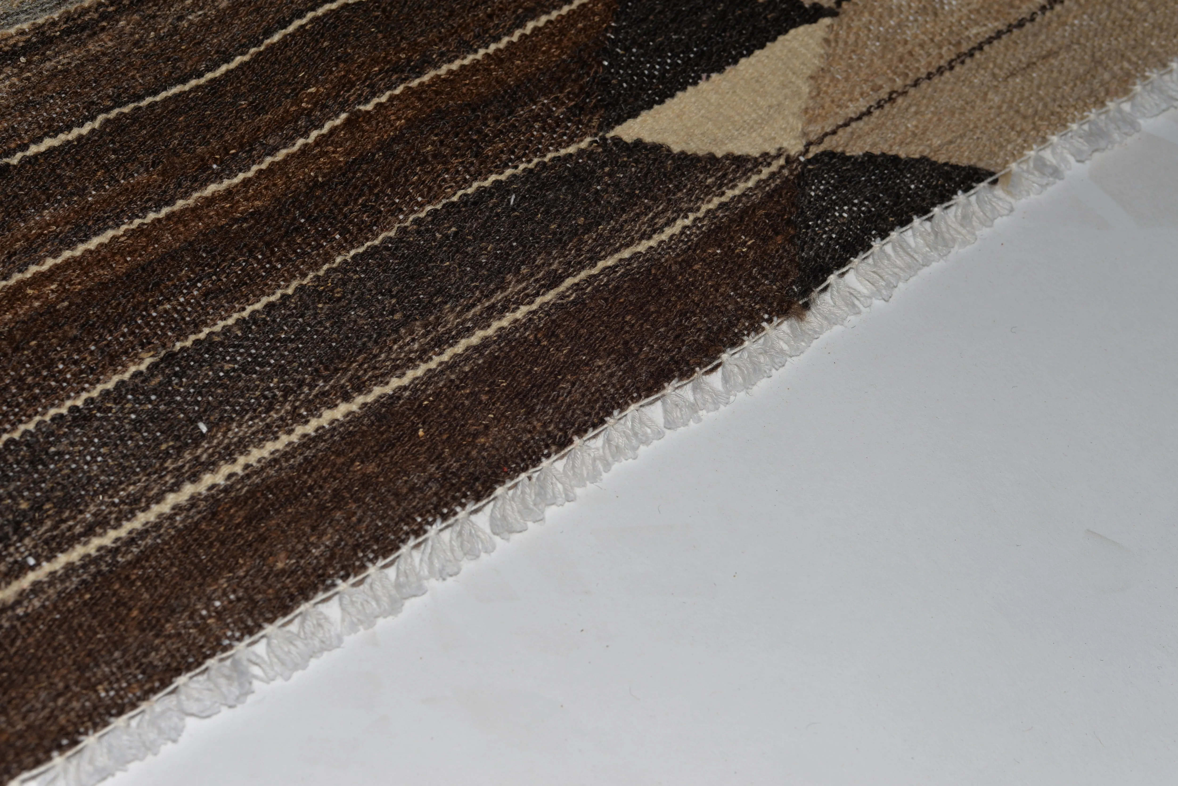 Modern Kilim 6'7" x 9'10"