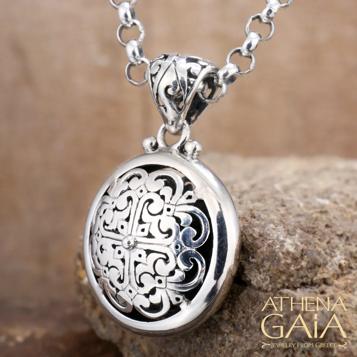 Māori Tribal Pendant