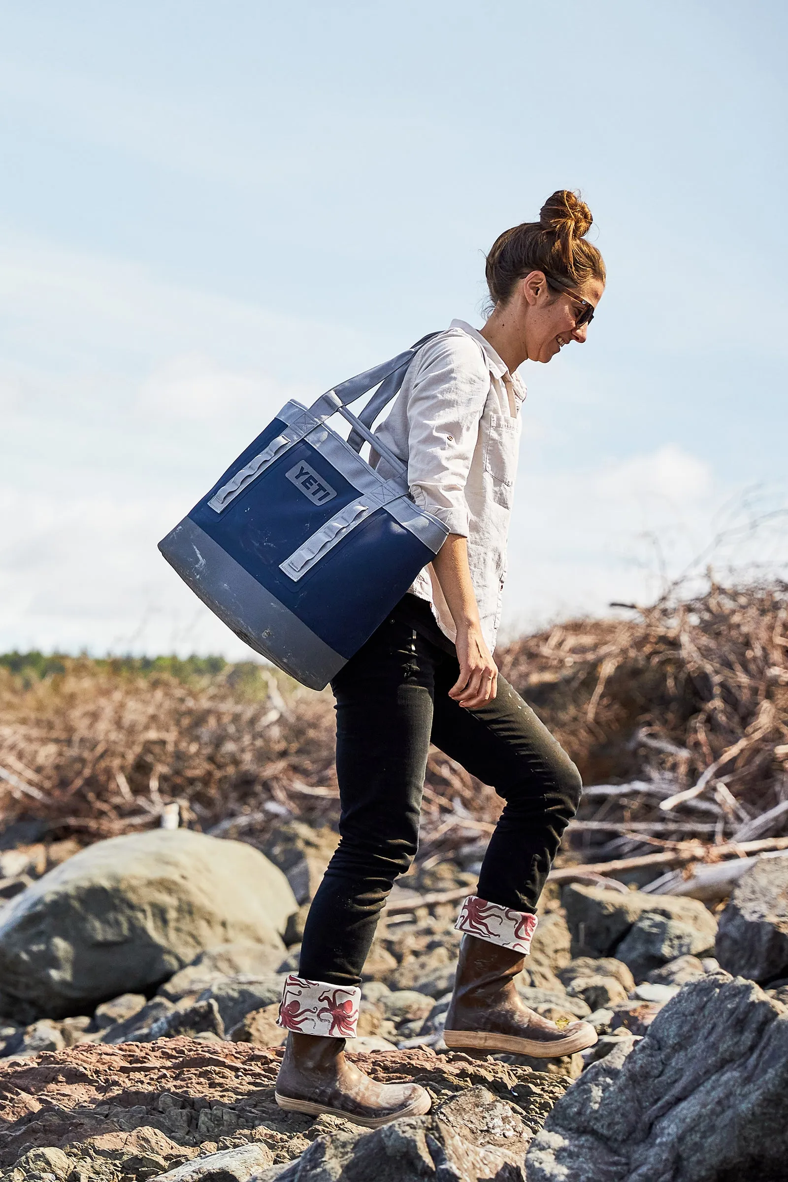 Navy Camino Carryall 35
