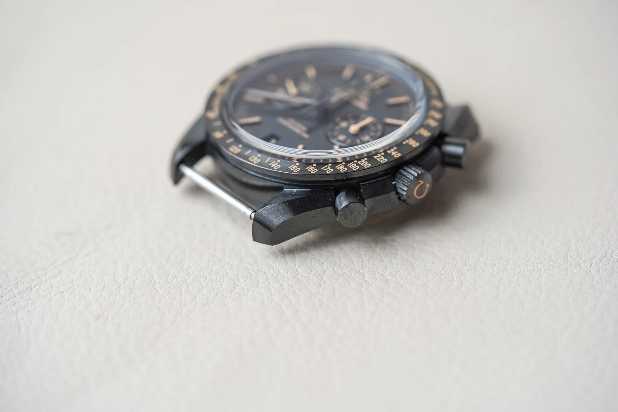 Omega Speedmaster Dark Side of the Moon 'Vintage' 311.92.44.51.01.006
