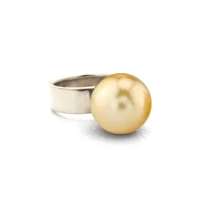 Orb Golden Pearl Ring