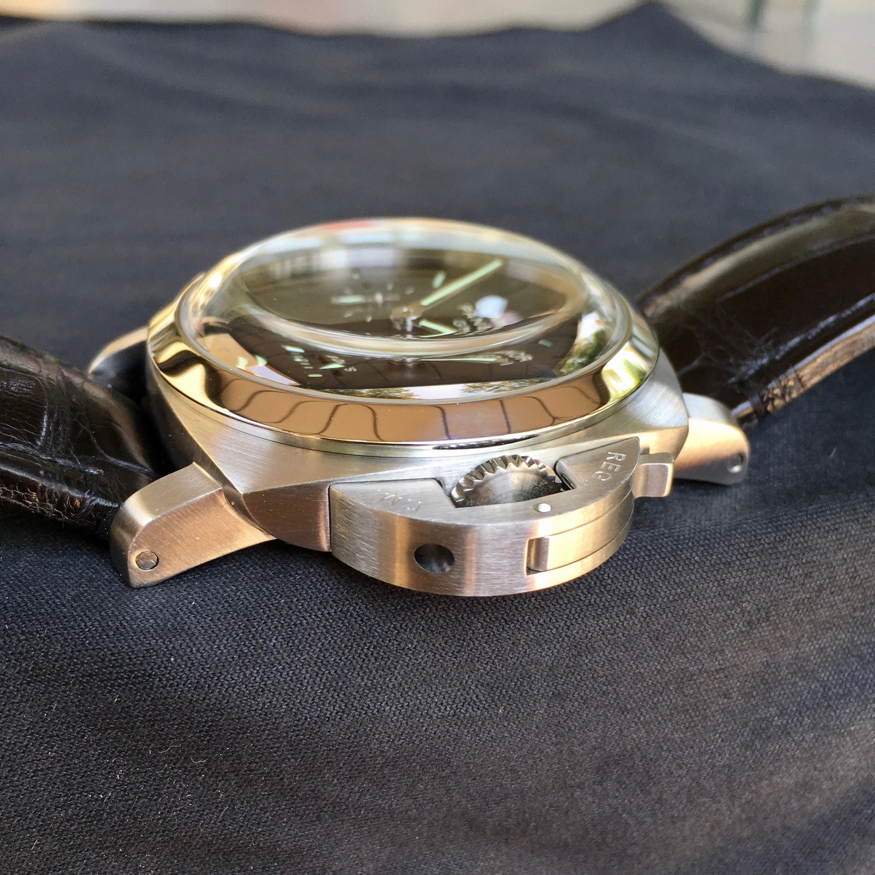 Panerai PAM 233 Luminor 1950 8 Days GMT "Dot" Stainless Steel Manual PAM00233 Watch