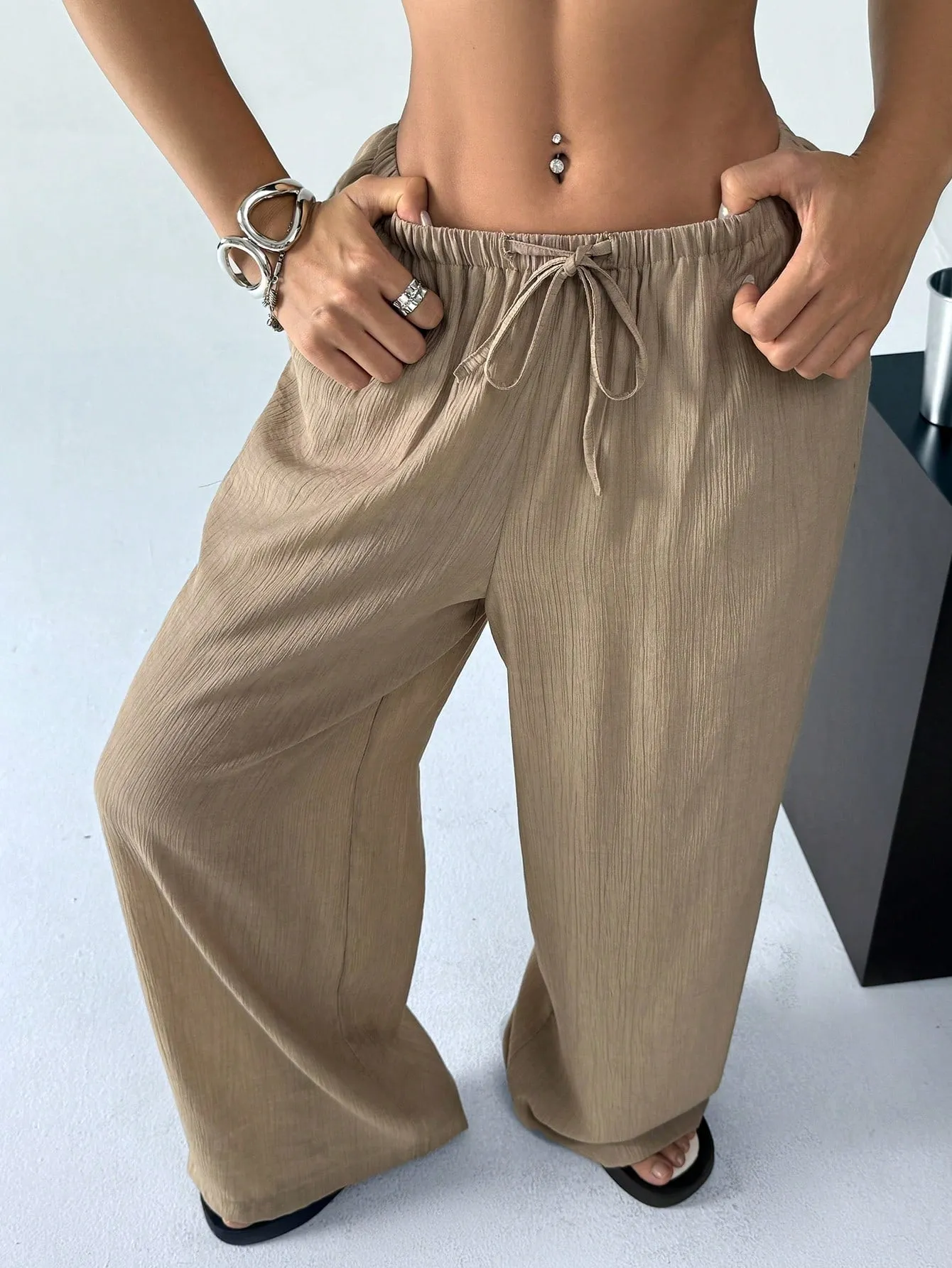 Pantalones de pierna ancha Cherry Vibes en 🌺