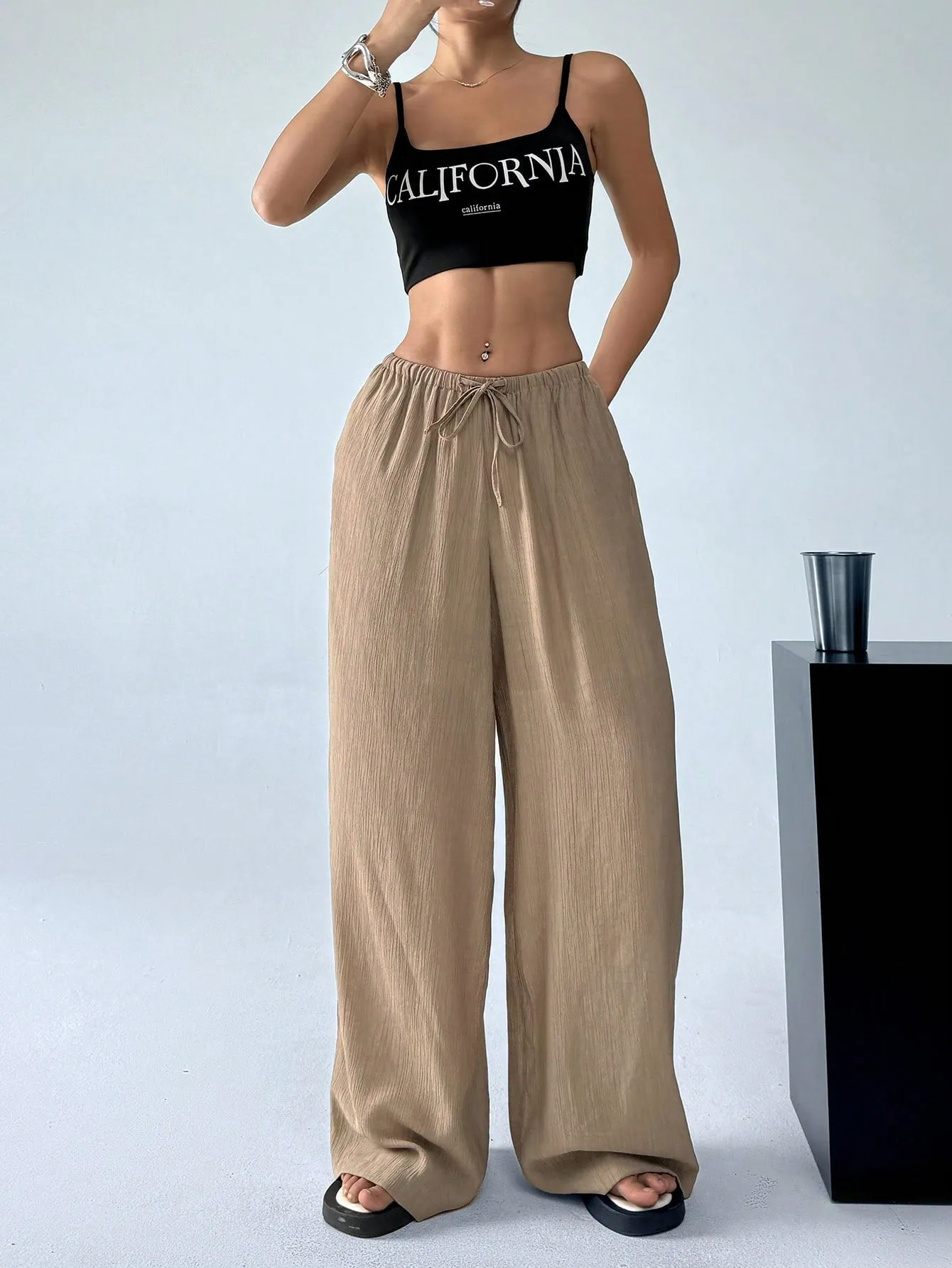Pantalones de pierna ancha Cherry Vibes en 🌺