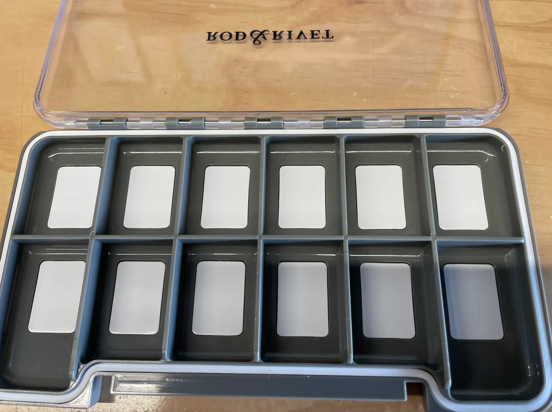 Rod and Rivet Waterproof Magnetic Box 12CP