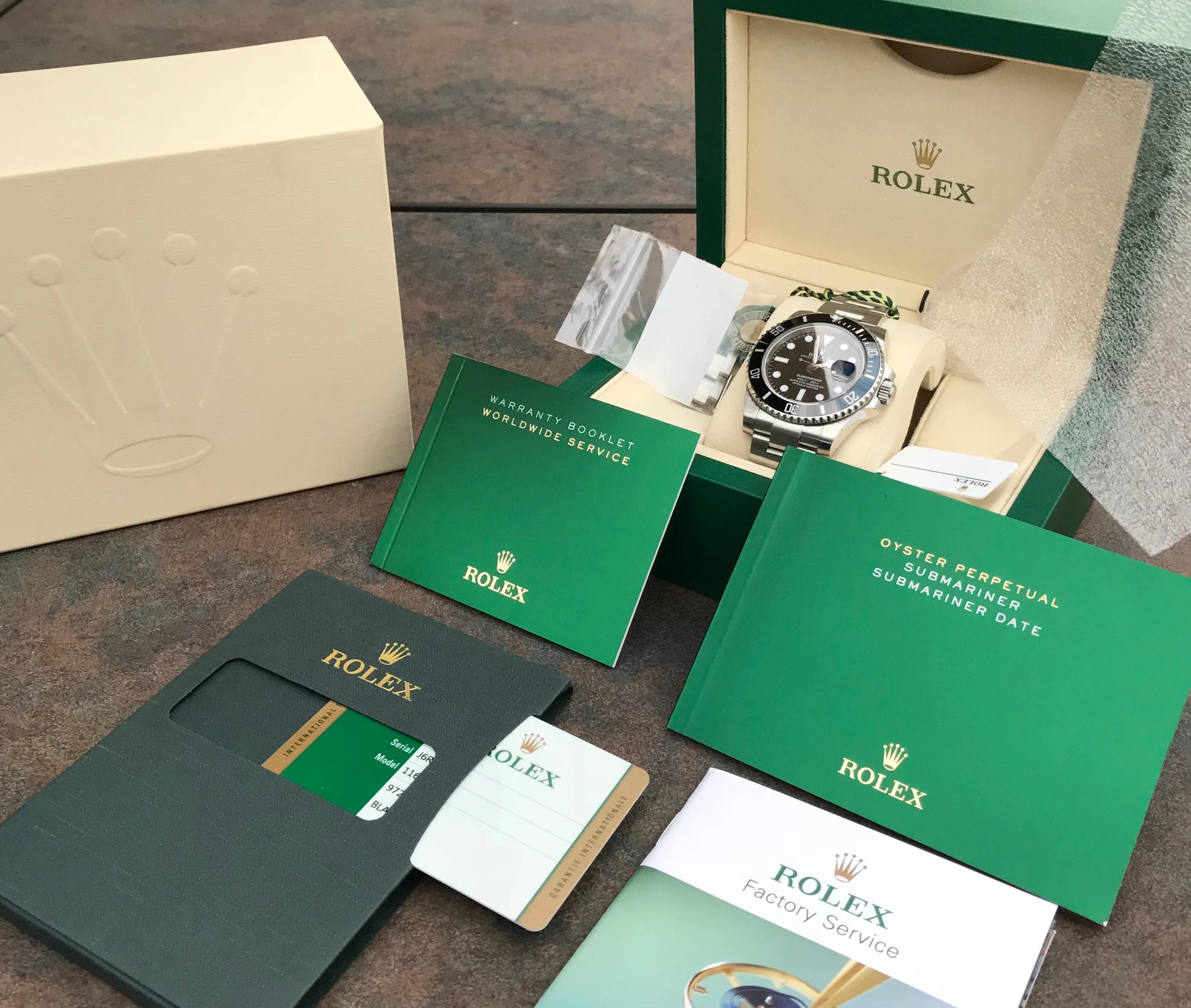 Rolex Submariner Date 116610 LN Stainless Steel Ceramic Wristwatch 2016 Box Papers