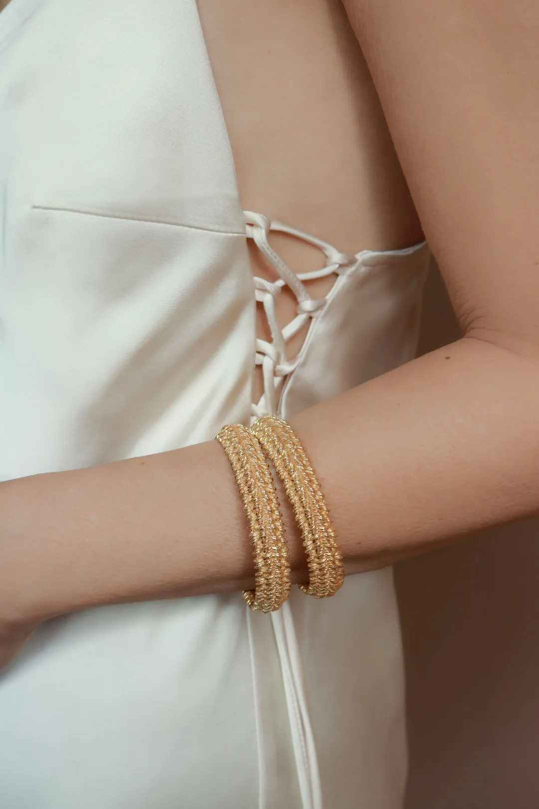 SET OF TWO TWISTED WIRE BANGLES