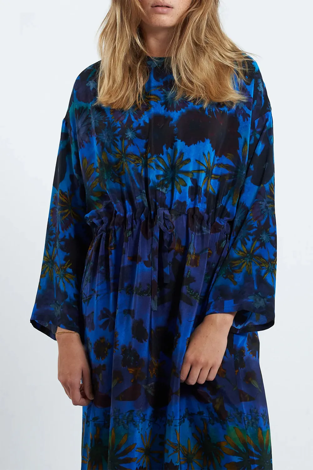 Simple Dress, E