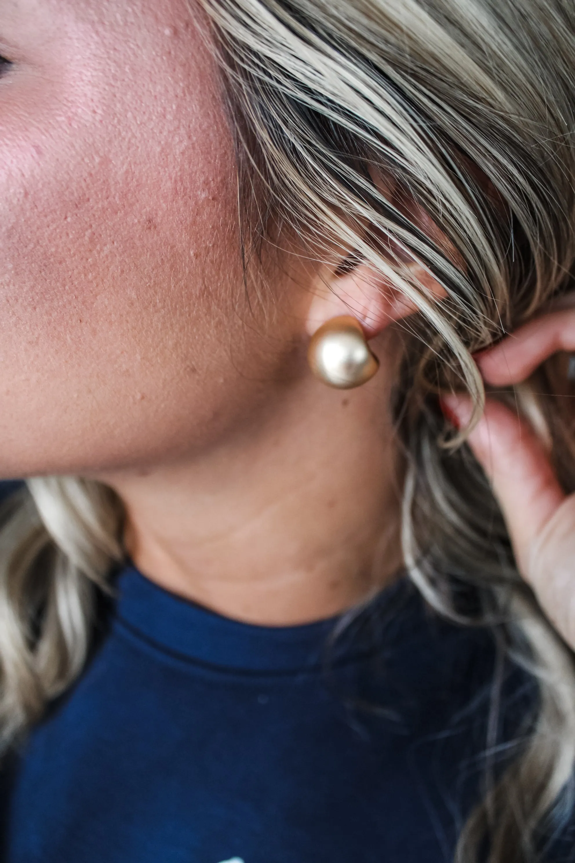 Simple Times Earrings • Gold