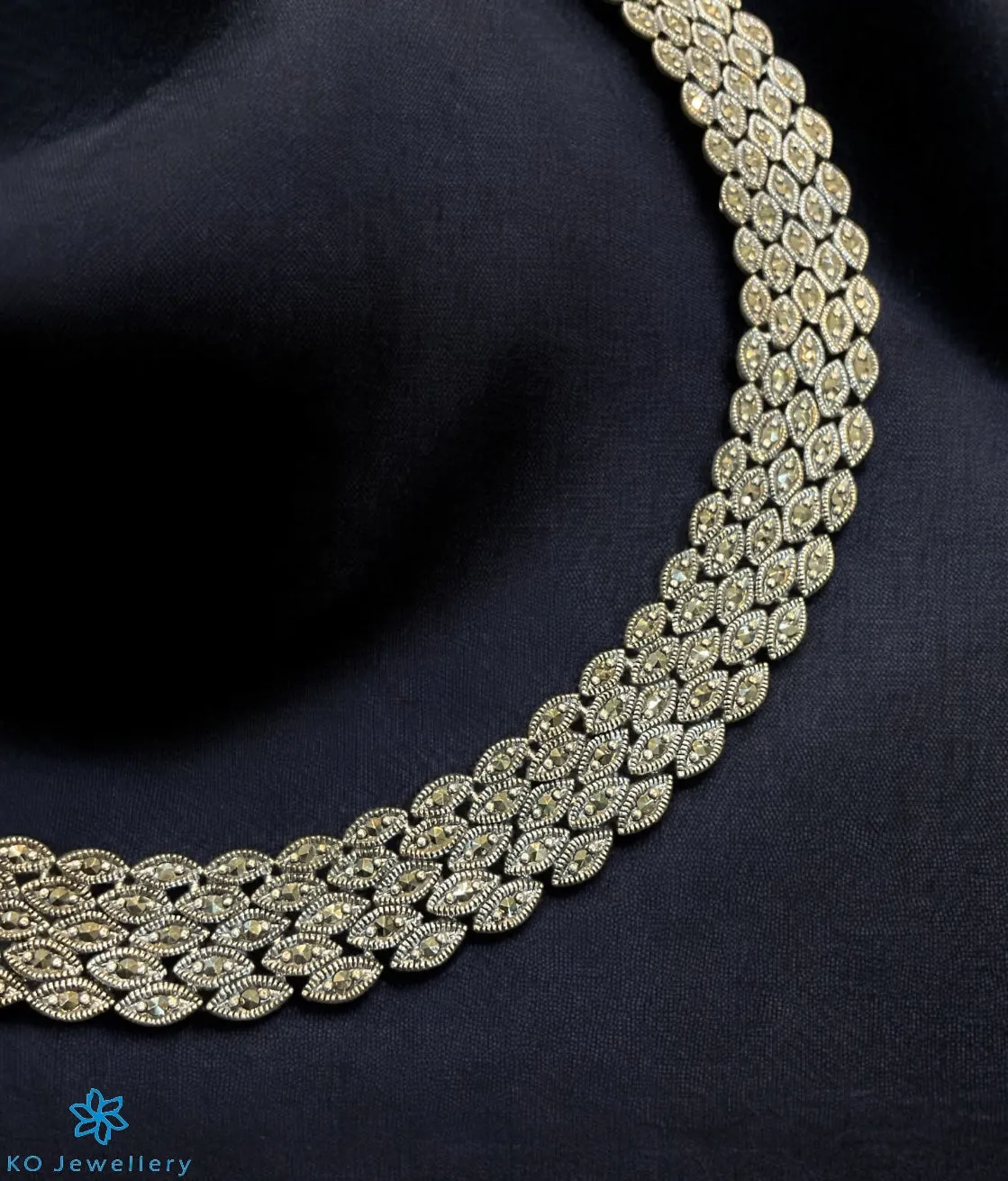 The Opulent Aura  Silver Marcasite Necklace & Earring