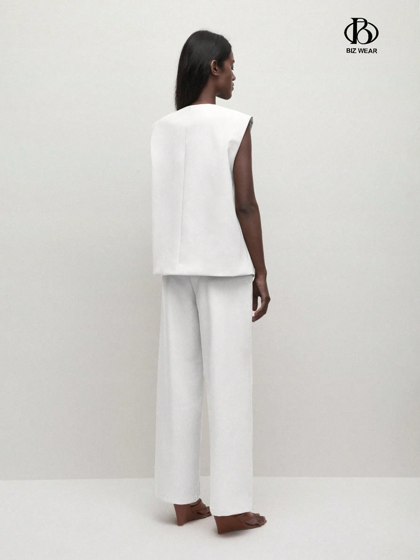 Traje de verano para mujeres con chaleco y pantalones