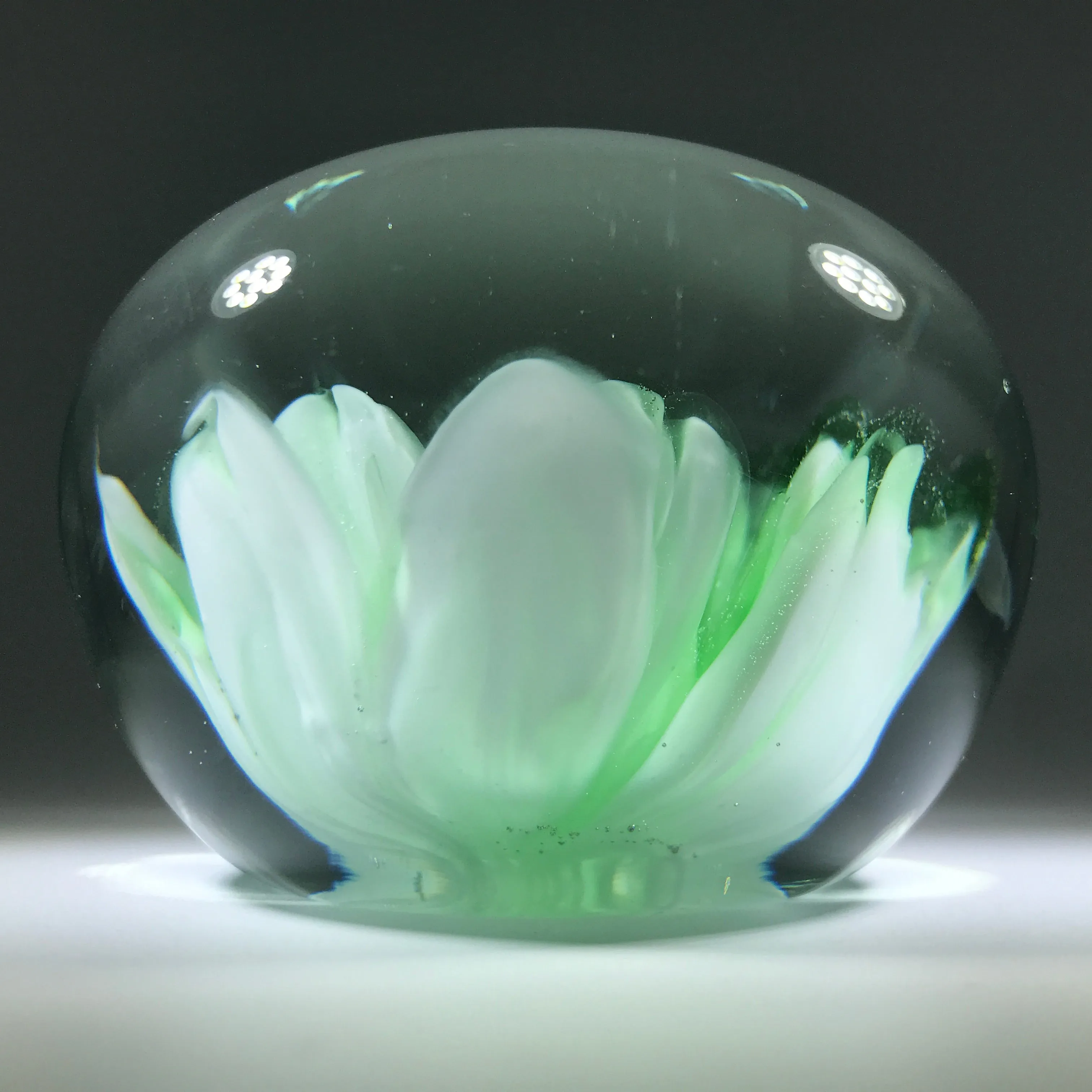 Unsigned Robert Hamon Art Glass Paperweight Pastel Green Crimp Rose Stye Flower