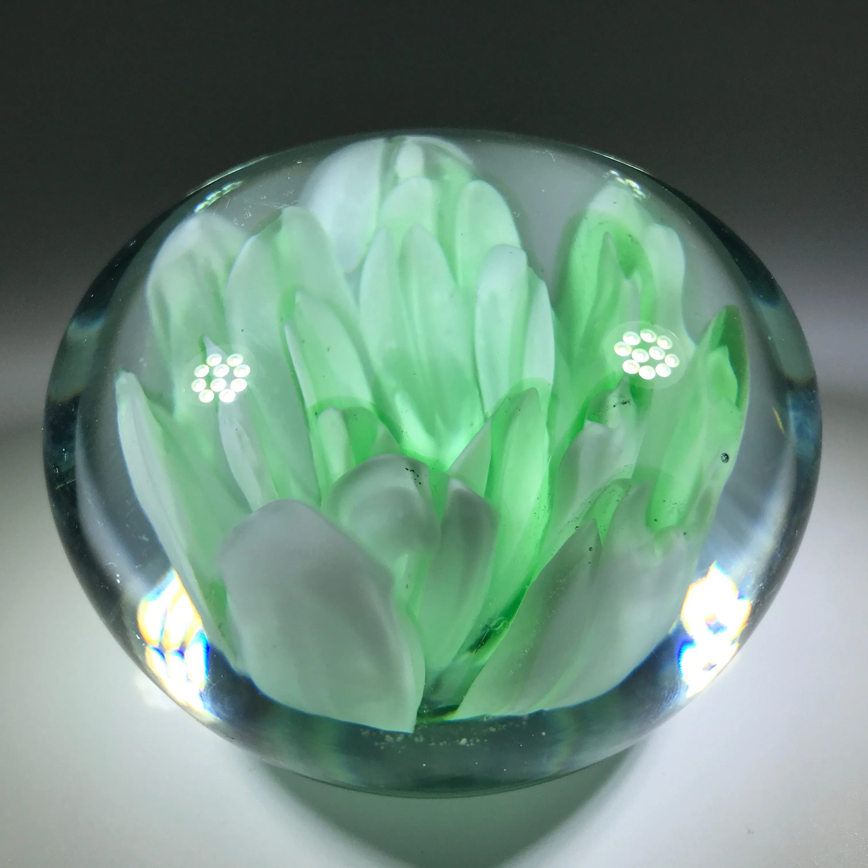 Unsigned Robert Hamon Art Glass Paperweight Pastel Green Crimp Rose Stye Flower