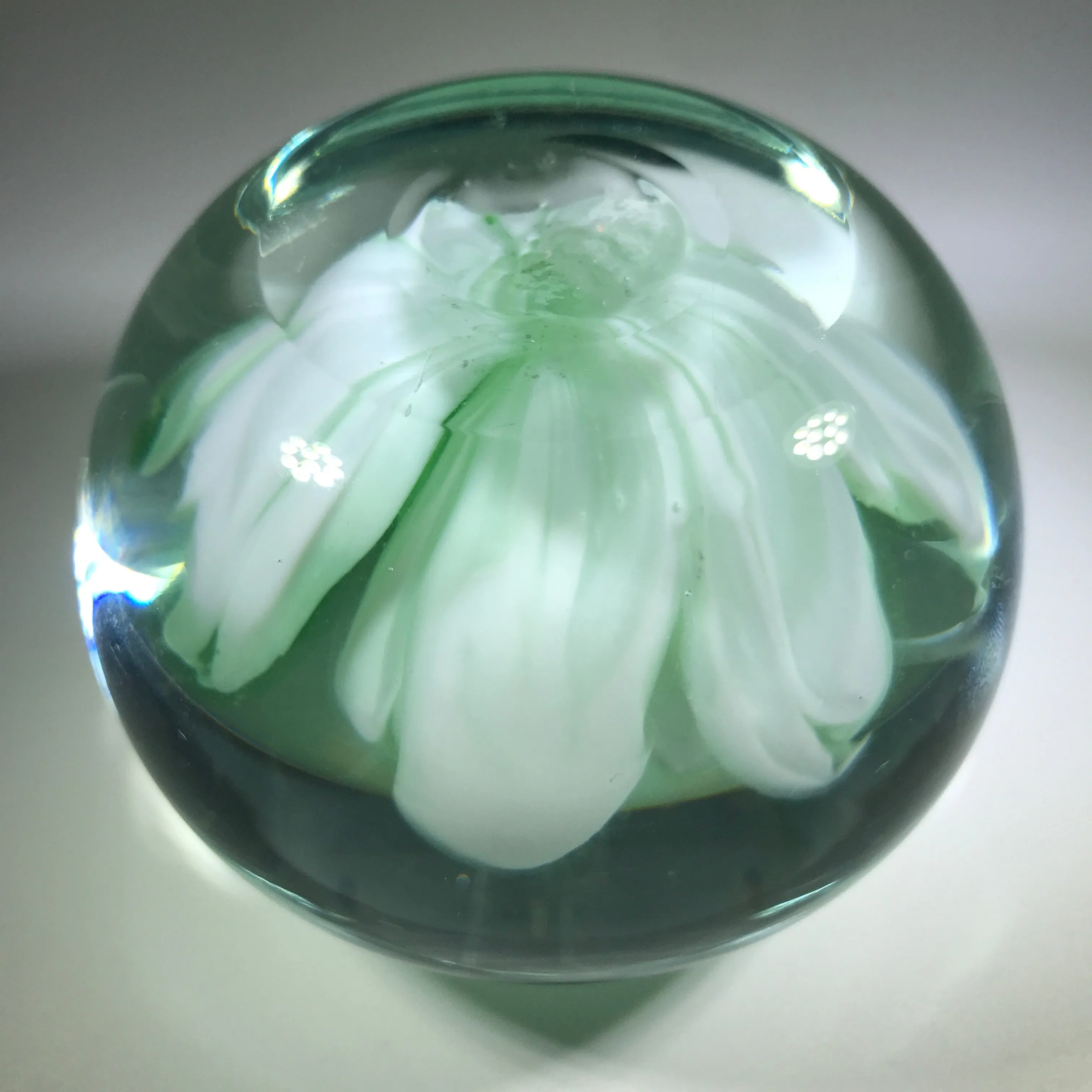 Unsigned Robert Hamon Art Glass Paperweight Pastel Green Crimp Rose Stye Flower