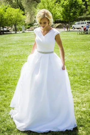 V-neckline White Organza Wedding Dress with Rhinestones Belt