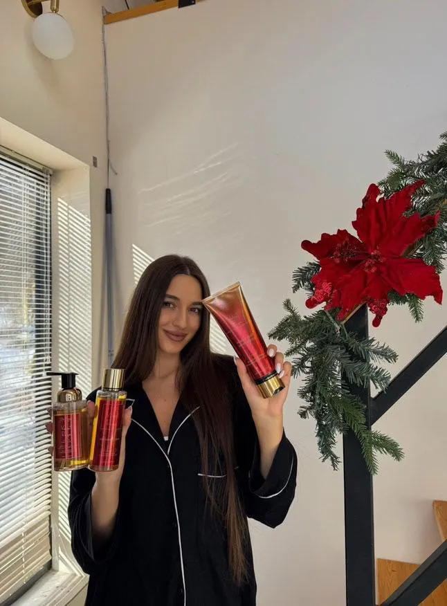 Velvet Rouge Hand & Body Moisturizer
