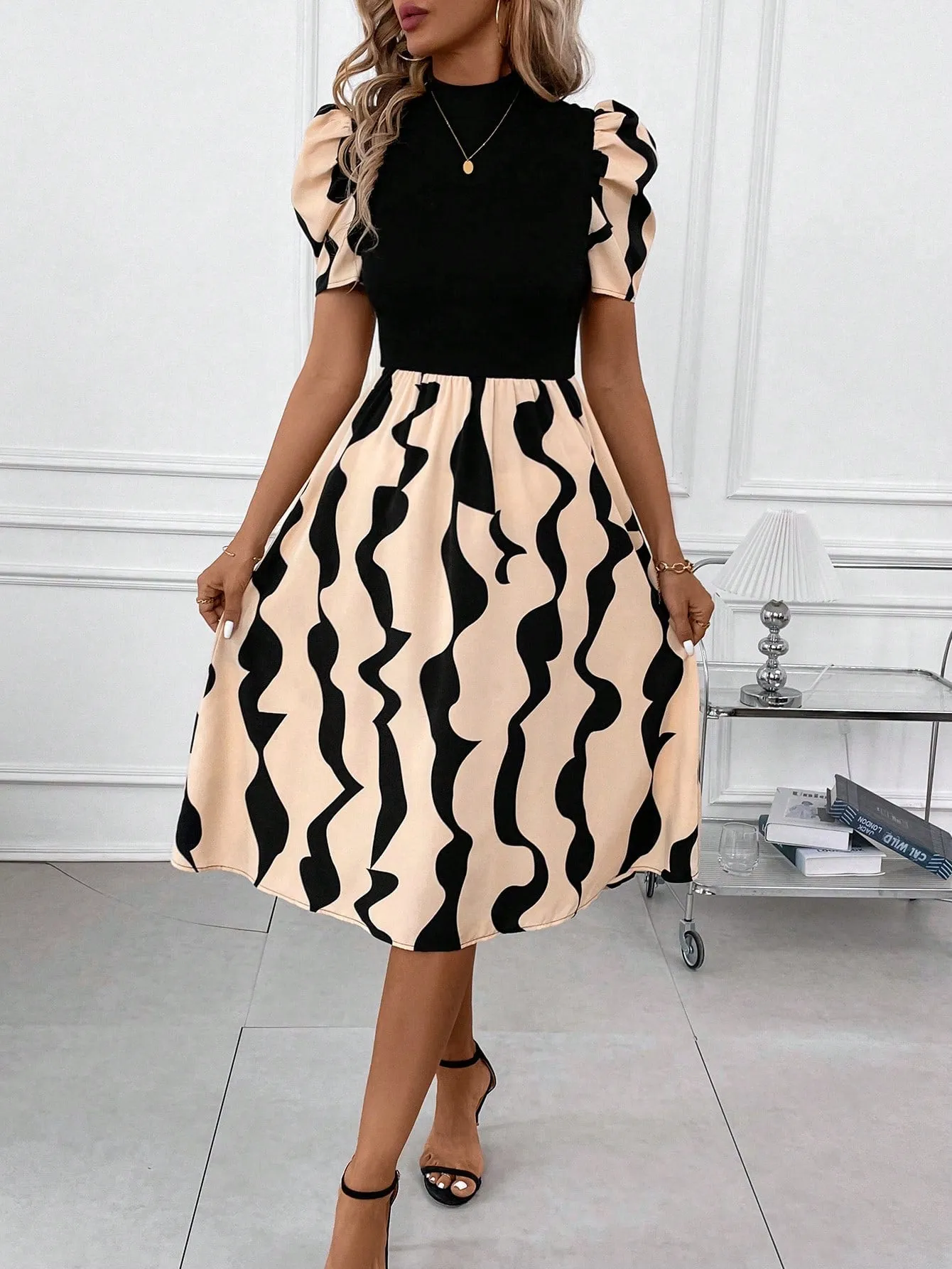 Vestido de manga corta Yin Yang para mujer  CR