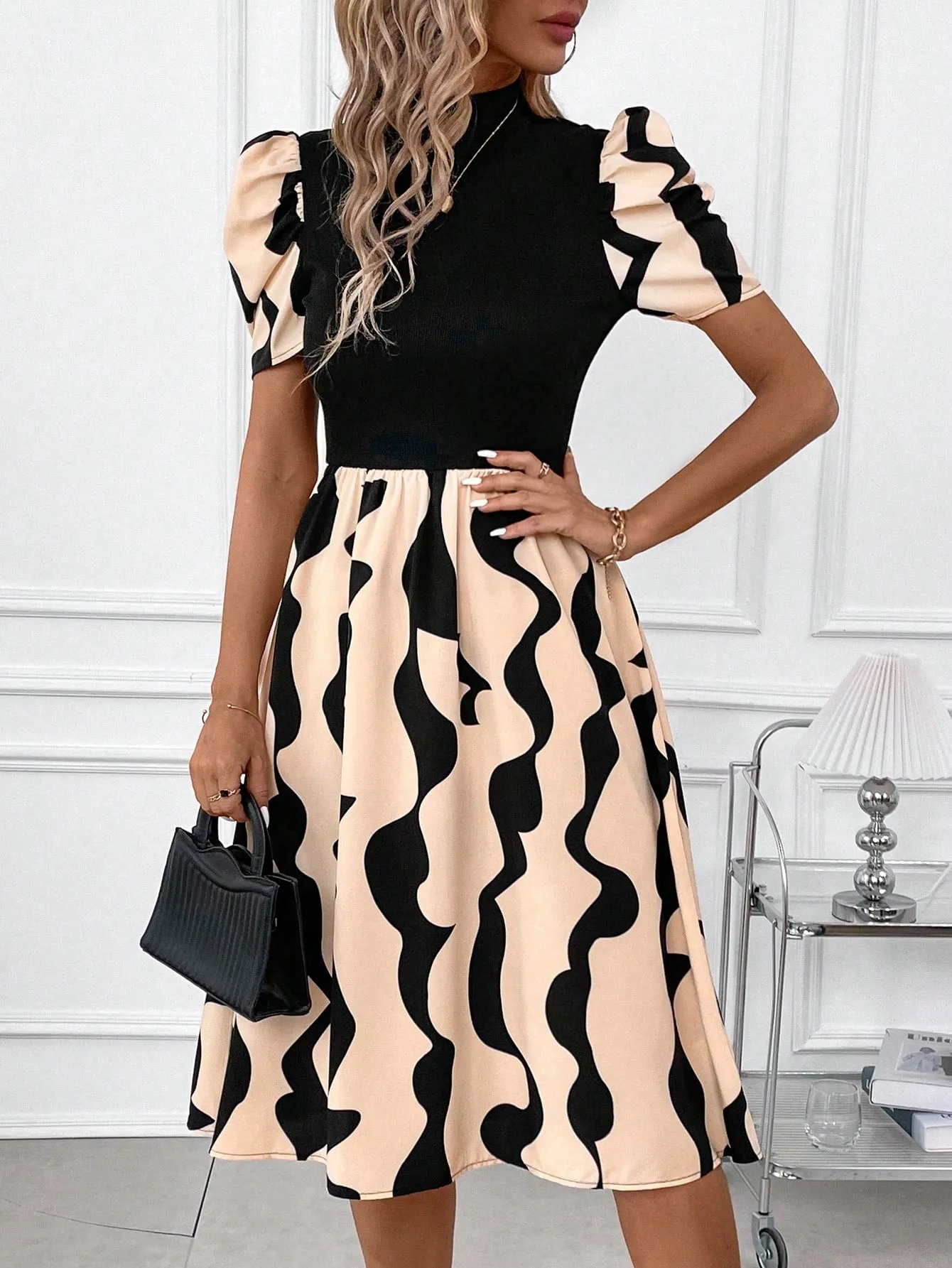 Vestido de manga corta Yin Yang para mujer  CR