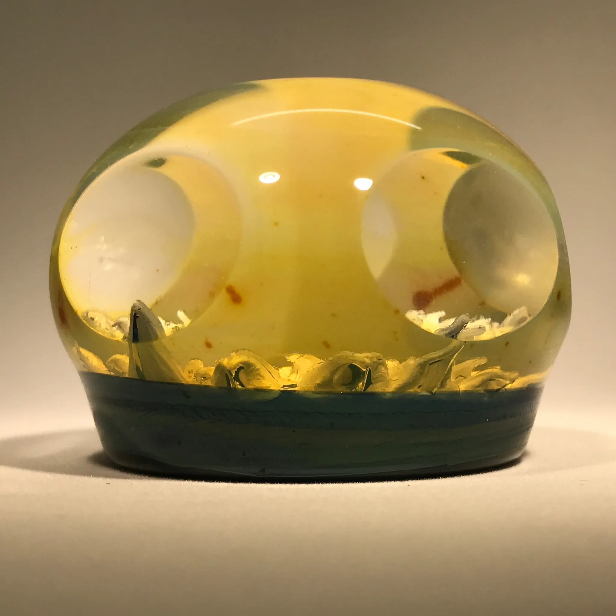 Vintage George Sarfi Art Glass Borosilicate Paperweight White Dahlia on Blue