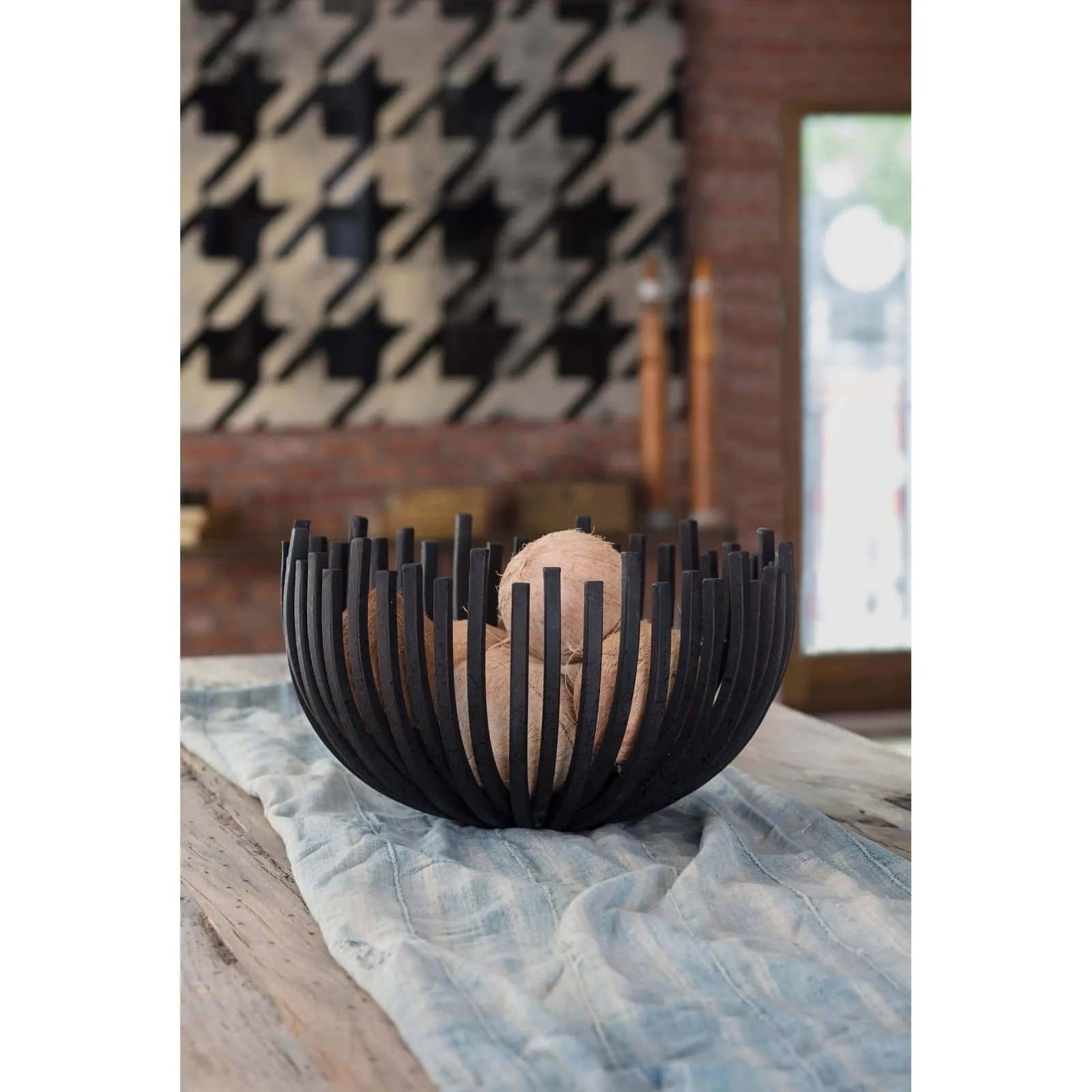 Webbed Bowl Circle (Blackened Iron)