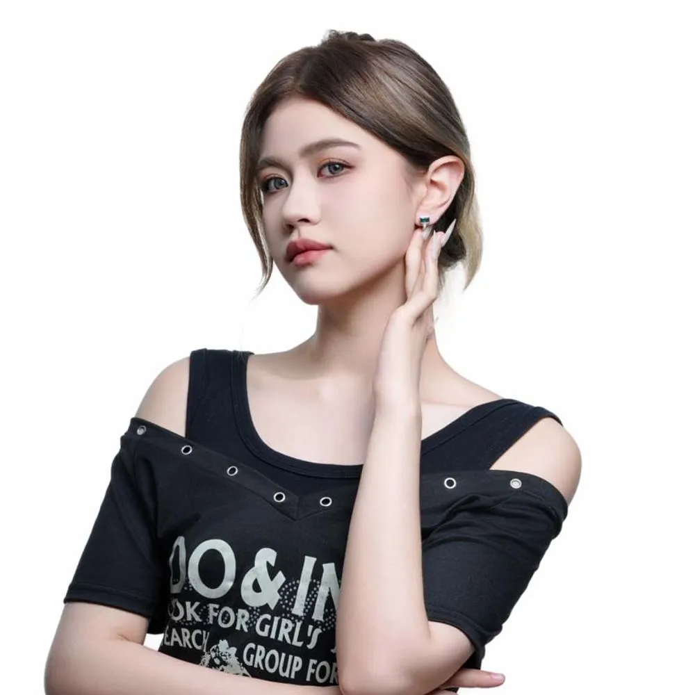 WIC | Elegant Emerald Earrings