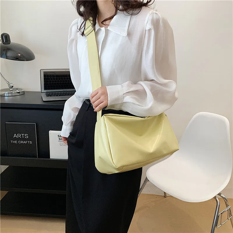 Women's Large Capacity Totes Fashion Simple Retro Crossbody Bags